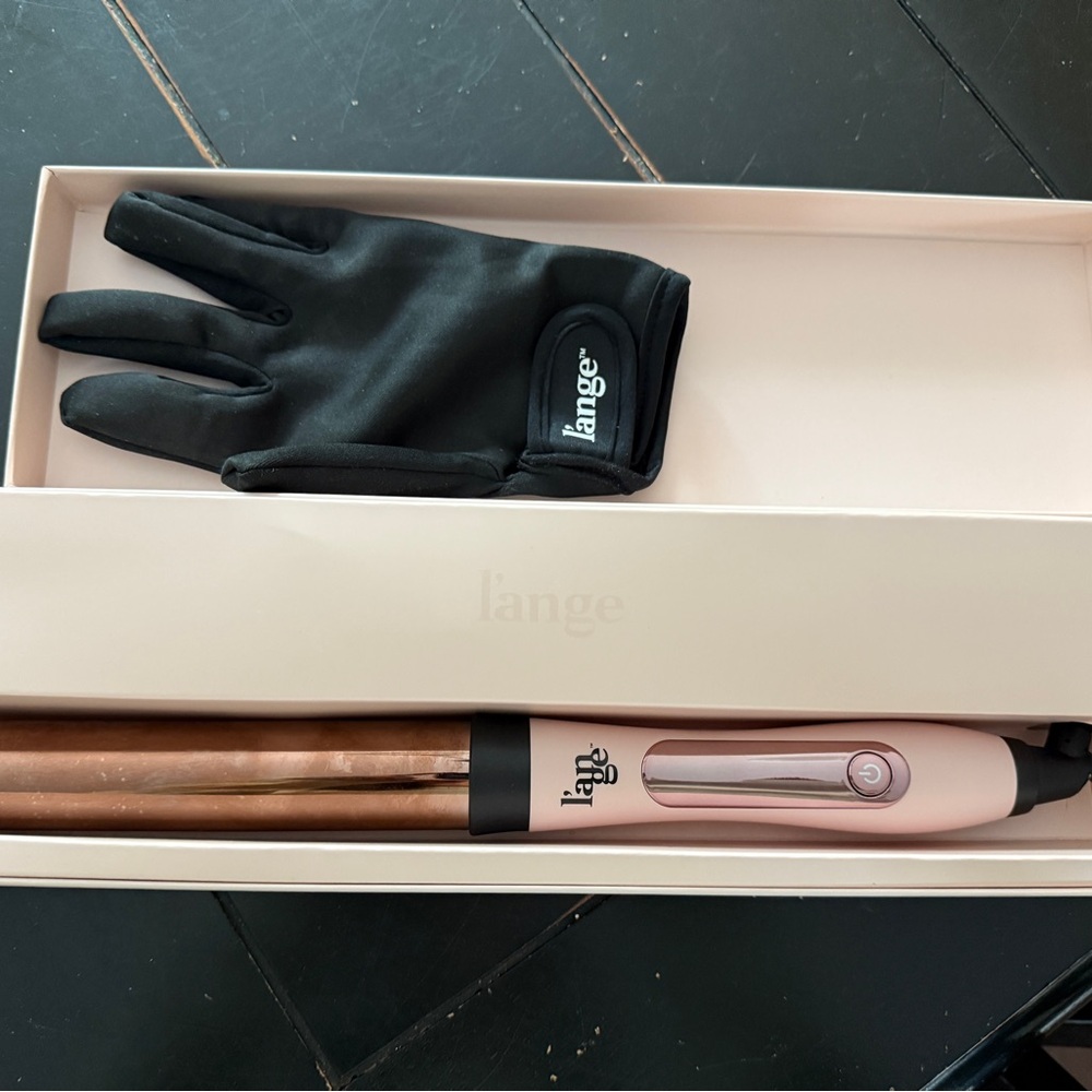L’ange Black and Rose Gold Hair Wand 1”